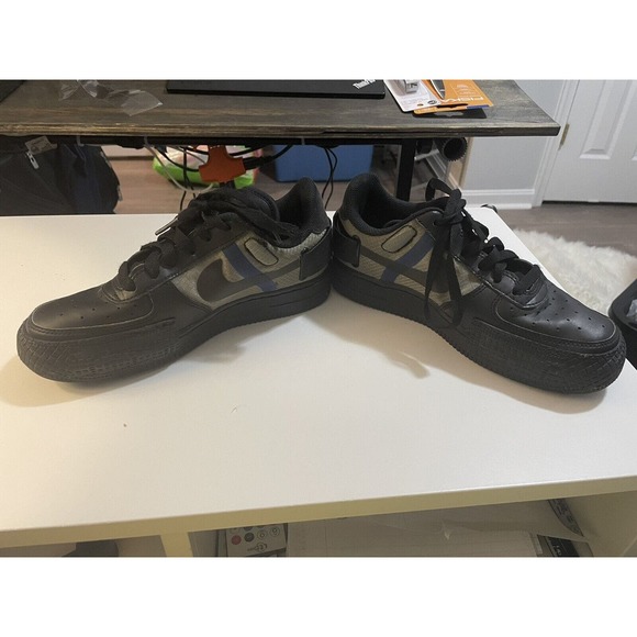Nike Air Force 1 Type GS Black size(4y) - Picture 3 of 9